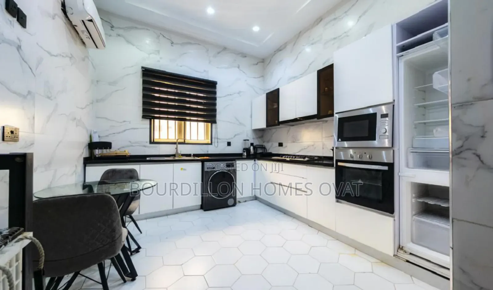 3bdrm Penthouse in Lekki Phase 1 for rent in Lekki Phase 1