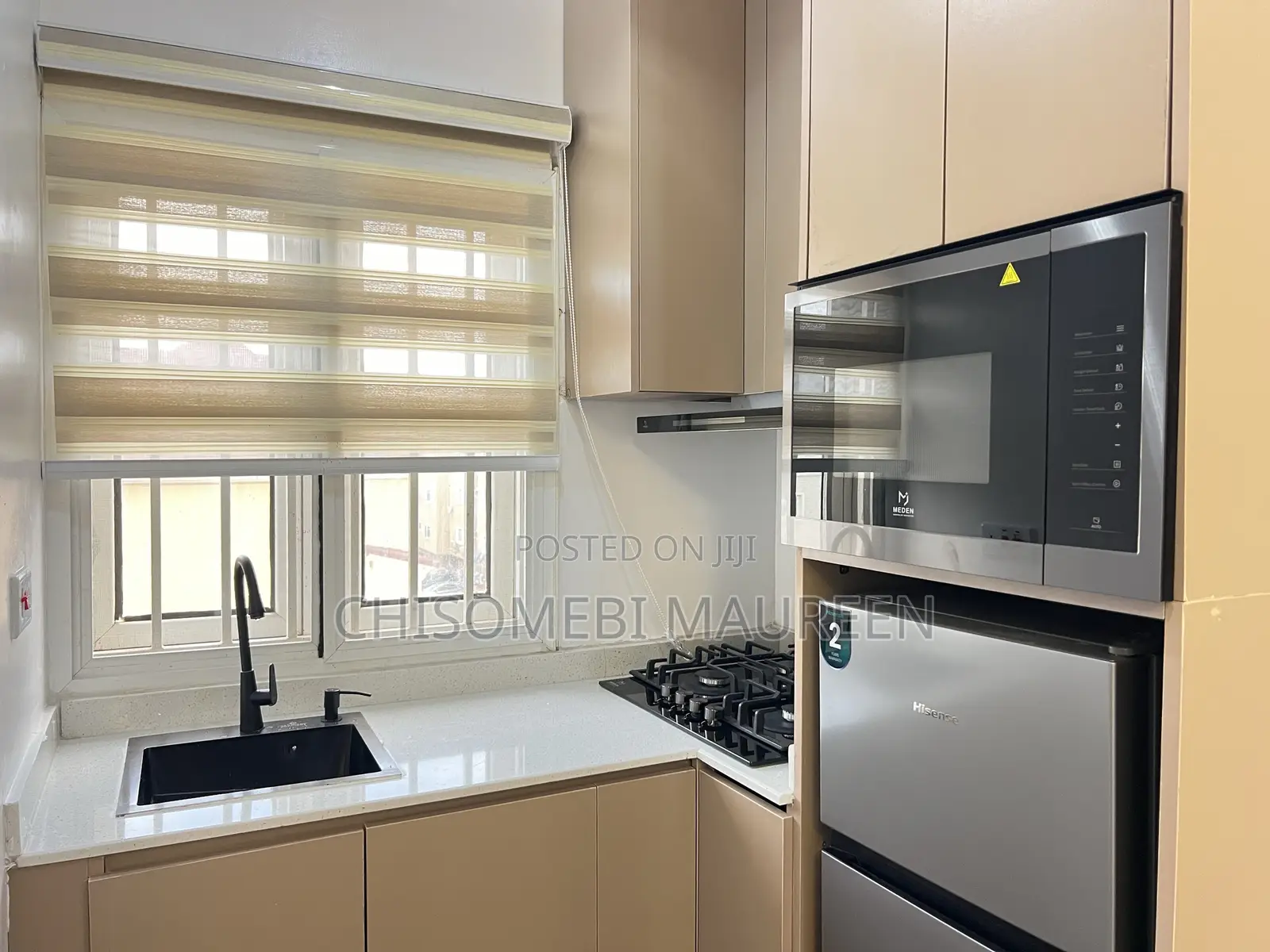 Elegantly Furnished Studio Apartment With a Kitchenette in Wuye