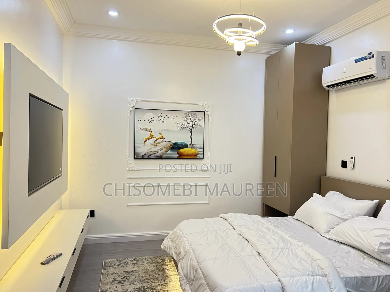 Elegantly Furnished Studio Apartment With a Kitchenette in Wuye