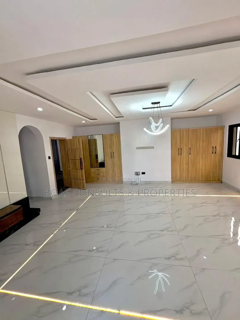6bdrm Duplex in Vgc, Ilaje / Lekki for rent in Ilaje / Lekki
