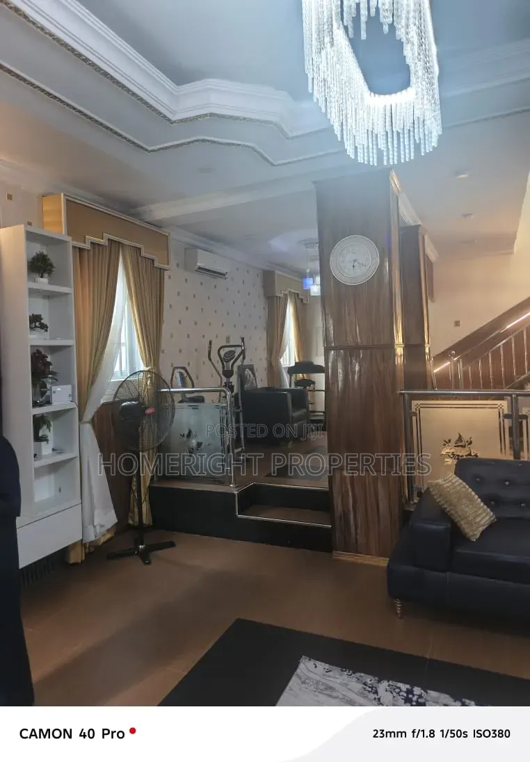 Furnished 4bdrm Duplex in Abaranje for sale in Abaranje