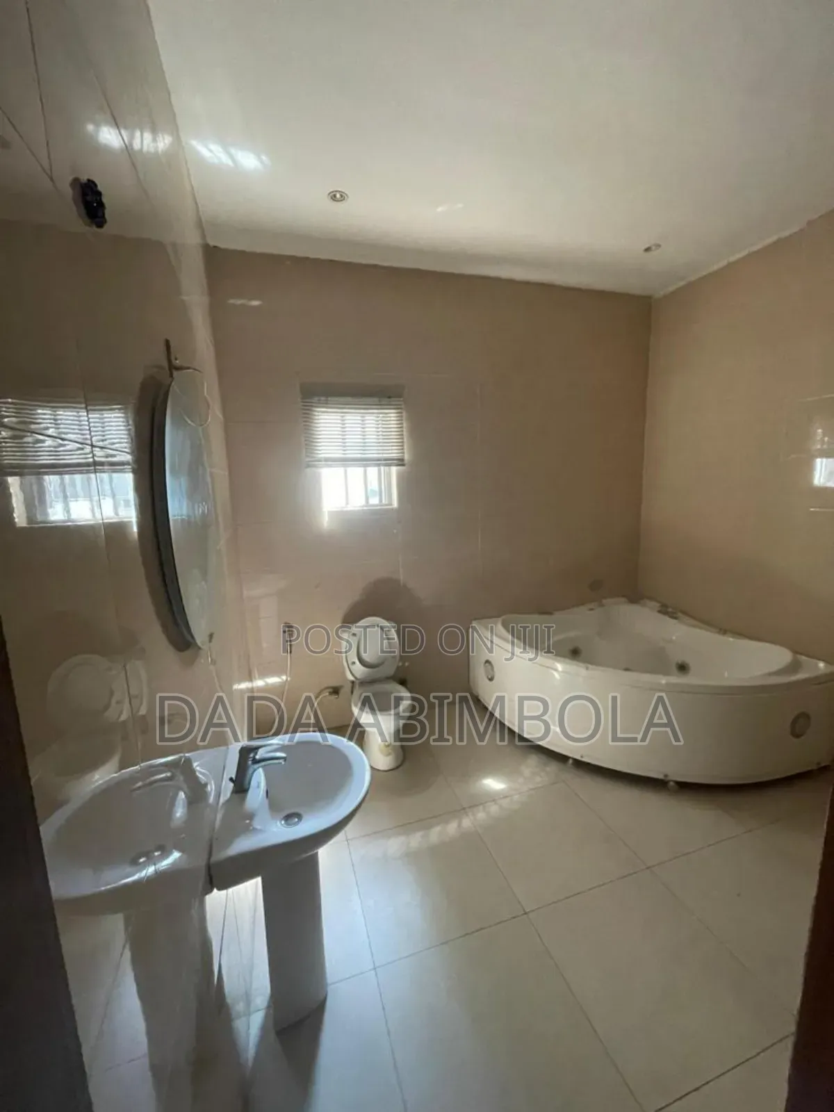 4bdrm Duplex in Ikate for sale in Ikate