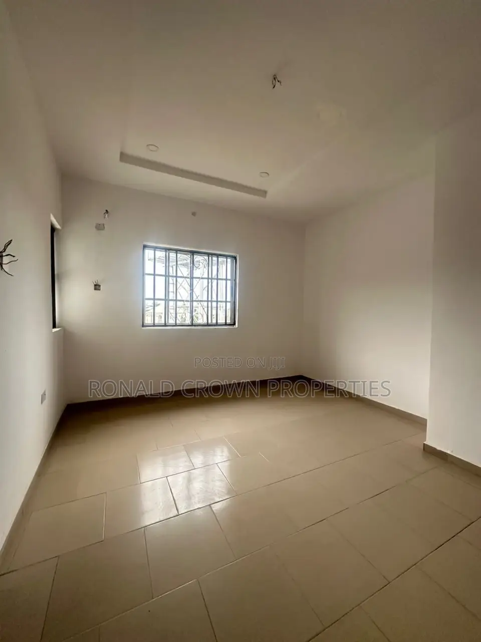 3bdrm Apartment in Ikota for sale in Ikota