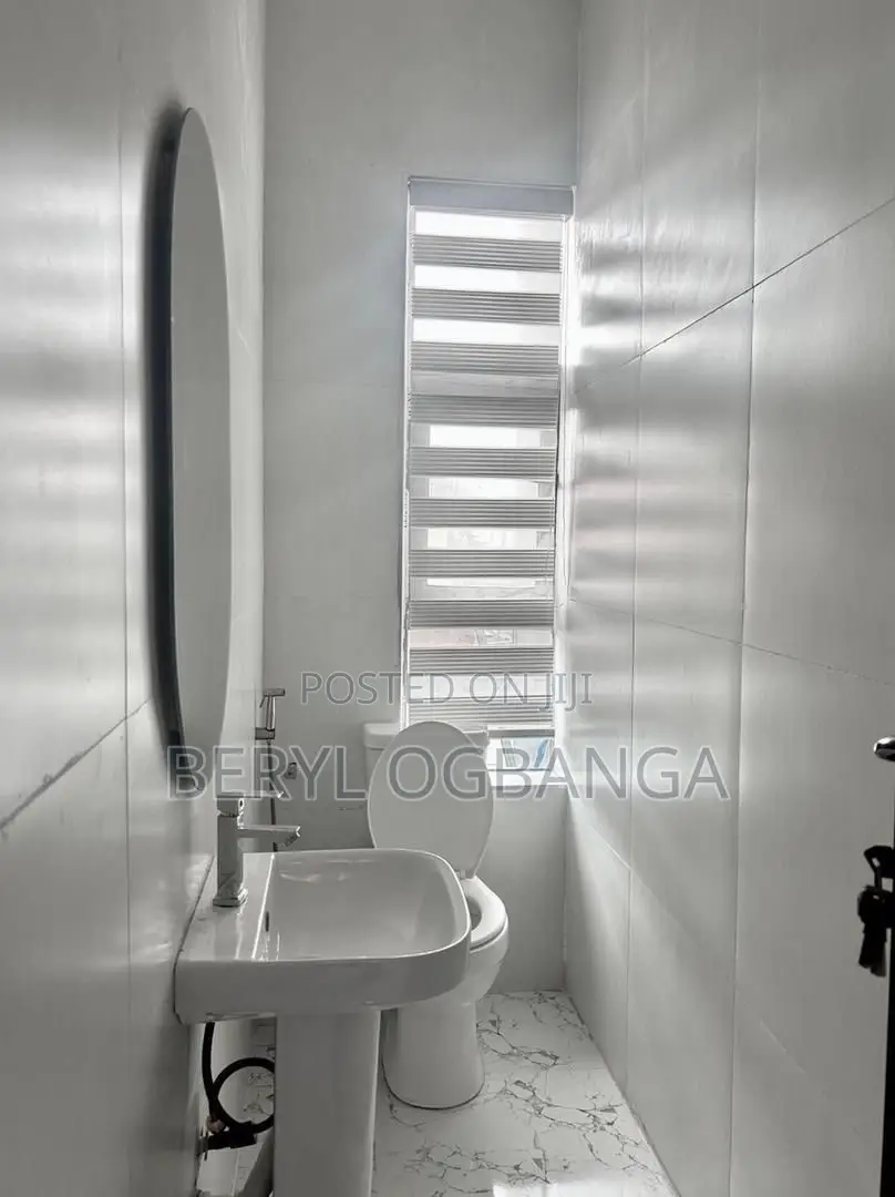 Furnished 2bdrm Apartment in Chevron for rent in Chevron