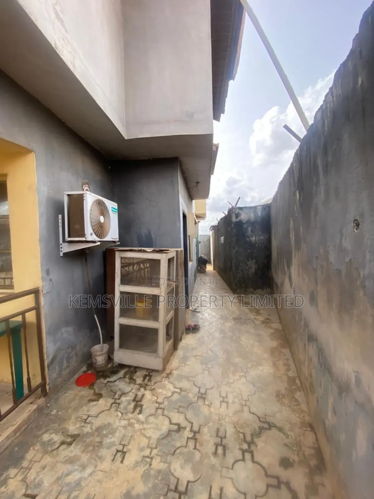 Furnished 3bdrm Block of Flats in Alagbado for sale in Alagbado