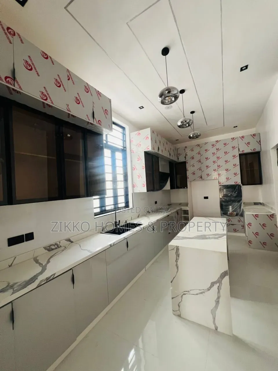 5bdrm Duplex in Ajah, Lekki for sale in Lekki