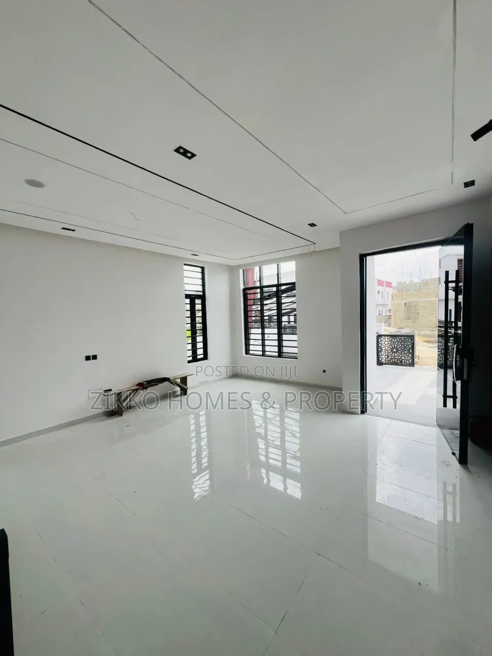 5bdrm Duplex in Ajah, Lekki for sale in Lekki