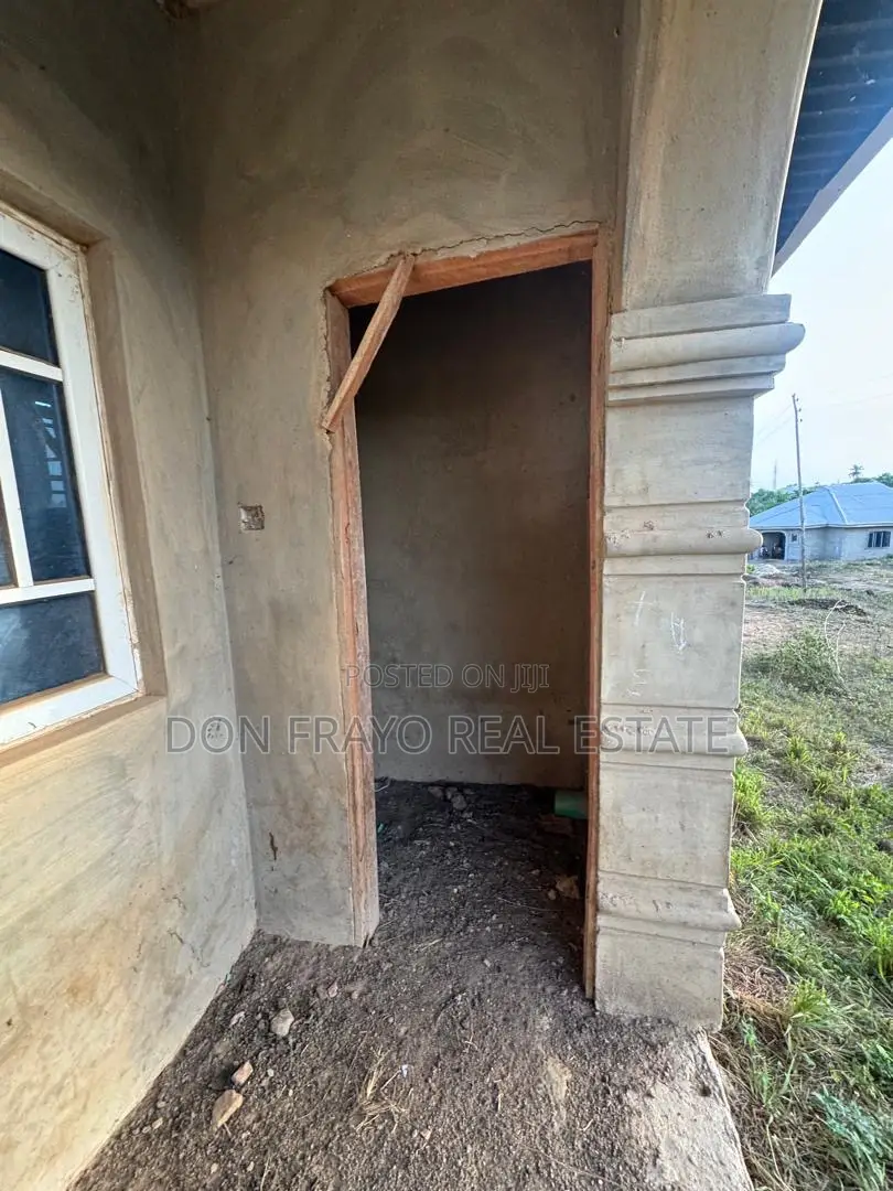 3bdrm Bungalow in Tose Off Moniya Road for sale in Moniya