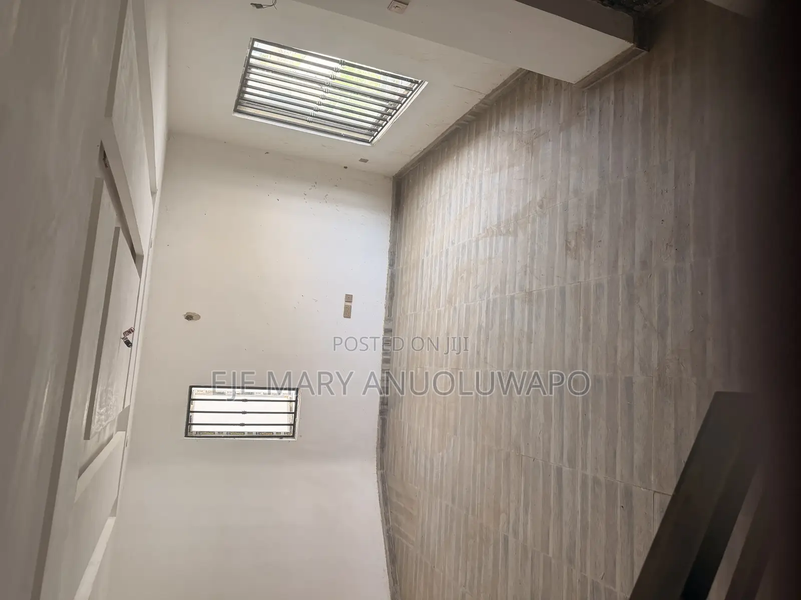 5bdrm Duplex in Brains And Hammers, Life Camp for sale in Life Camp