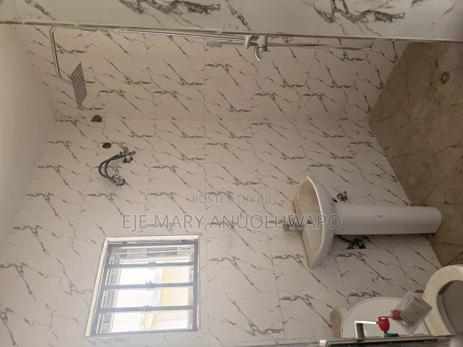 5bdrm Duplex in Brains And Hammers, Life Camp for sale in Life Camp