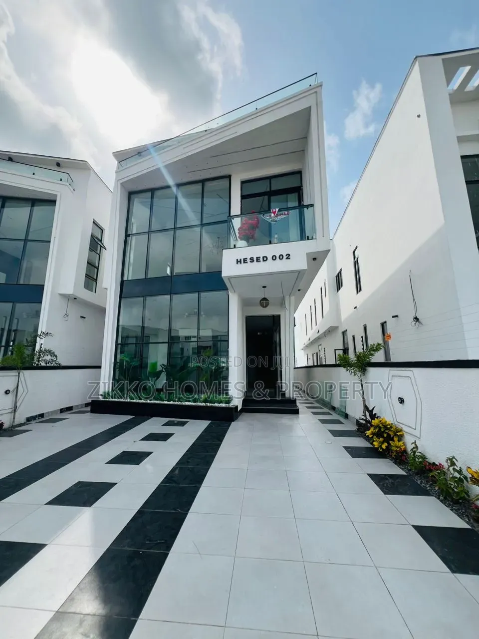 5bdrm Duplex in Ajah, Lekki for sale in Lekki