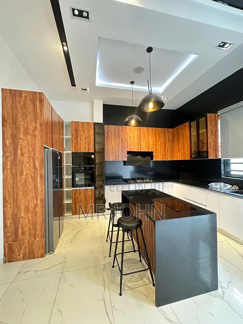 Furnished 5bdrm House in Ologolo Owo Pr, Lekki for sale in Lekki
