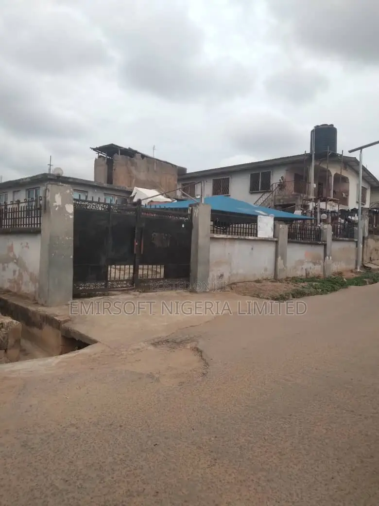 4bdrm Bungalow in Odo Oba for sale in Odo Oba