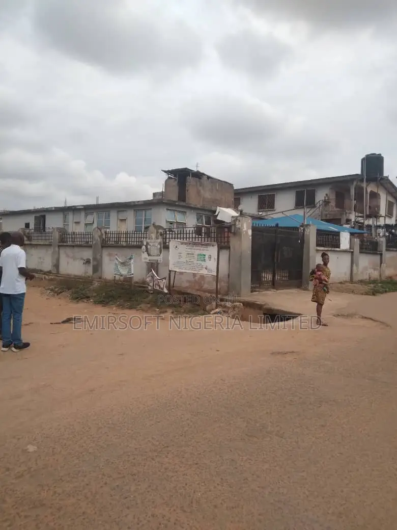 4bdrm Bungalow in Odo Oba for sale in Odo Oba