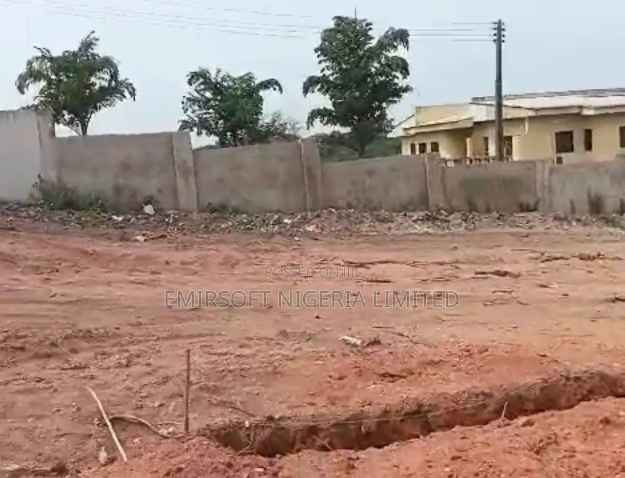 Plots of Land for Sale at Main Idi-Ishin, Jericho Gra Ibadan. in Idishin