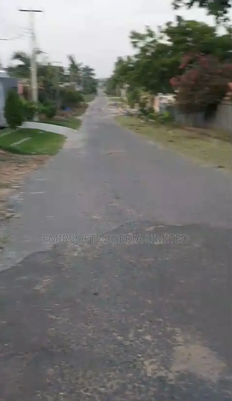 Cornerpiece 610sqm Land at Oba Adesida, Iyaganku Gra, Ibadan in Iyanganku