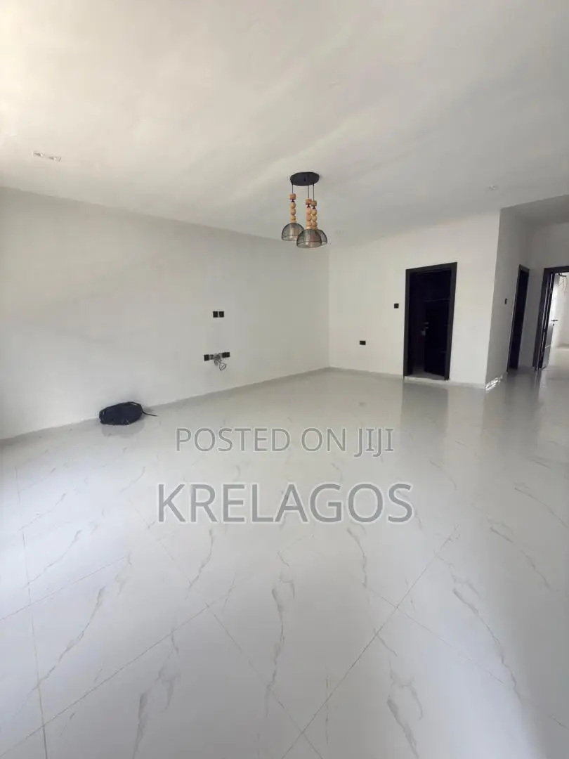 2bdrm Apartment in Abijo for sale in Abijo