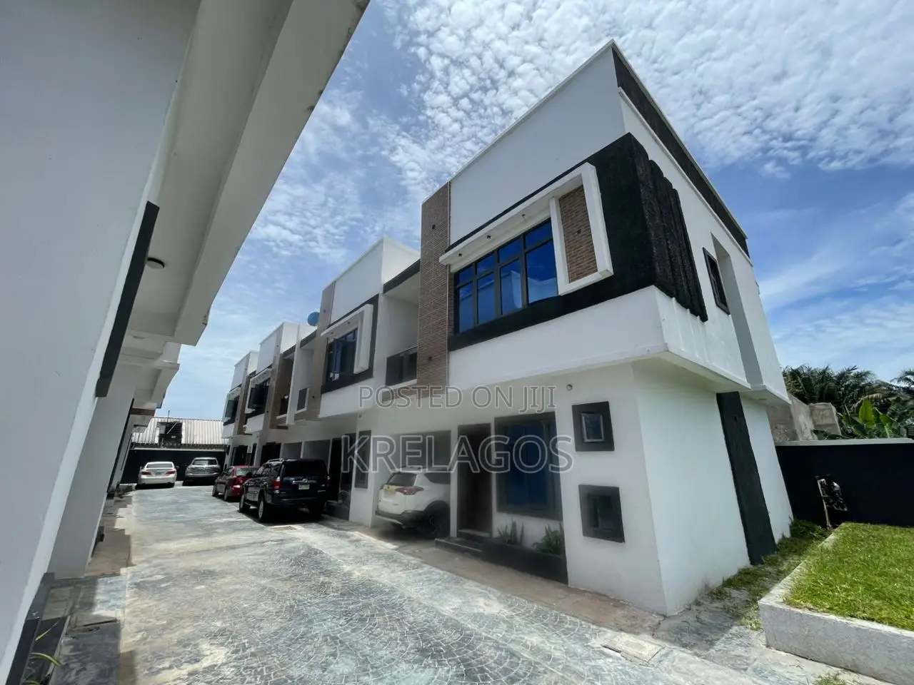 2bdrm Duplex in Abijo for sale in Abijo