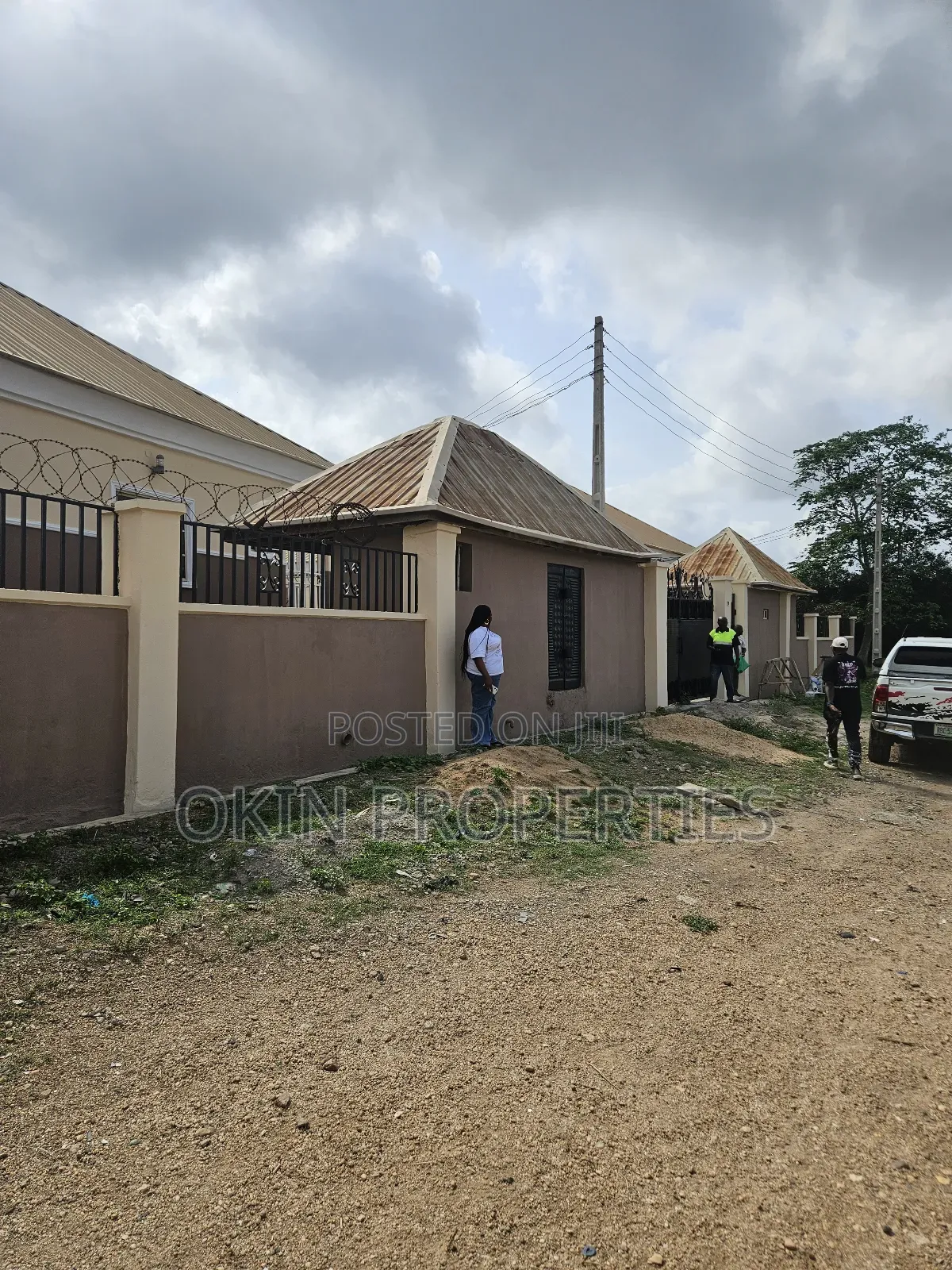 Furnished 2bdrm Block of Flats in Agunbelewo, Osogbo for sale in Osogbo