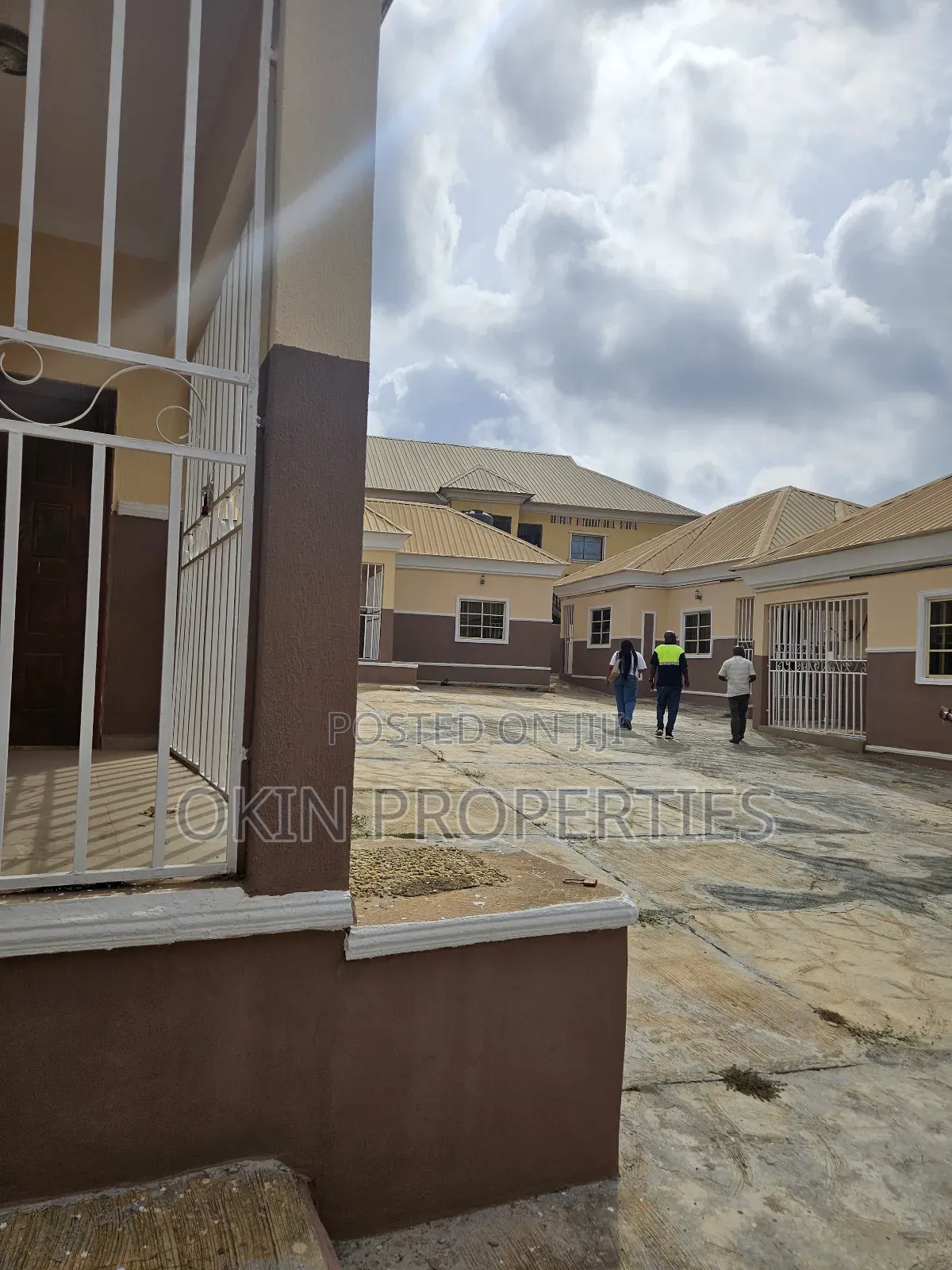 Furnished 2bdrm Block of Flats in Agunbelewo, Osogbo for sale in Osogbo