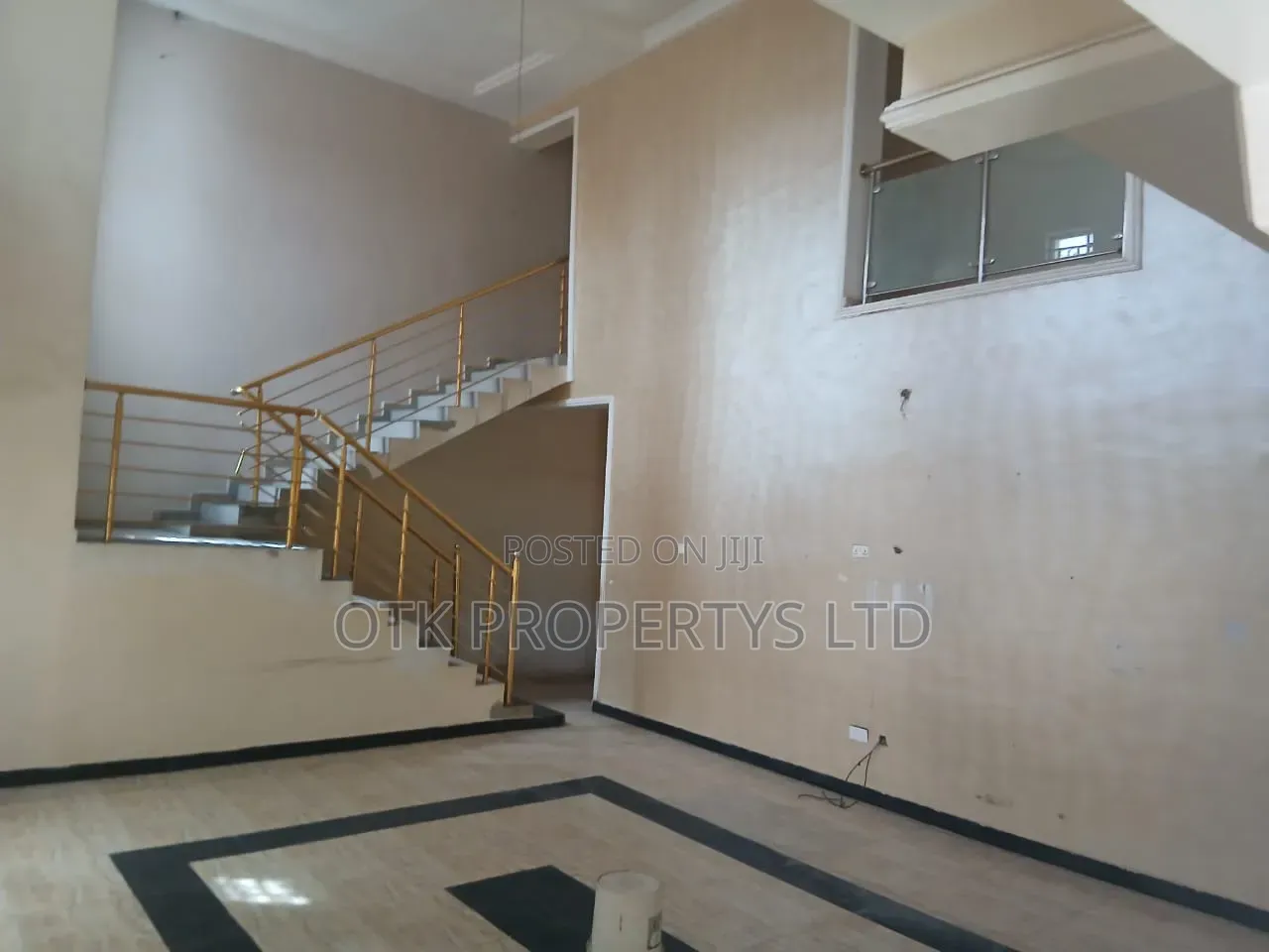 5bdrm Duplex in At Ushafa Extension for sale in Ushafa