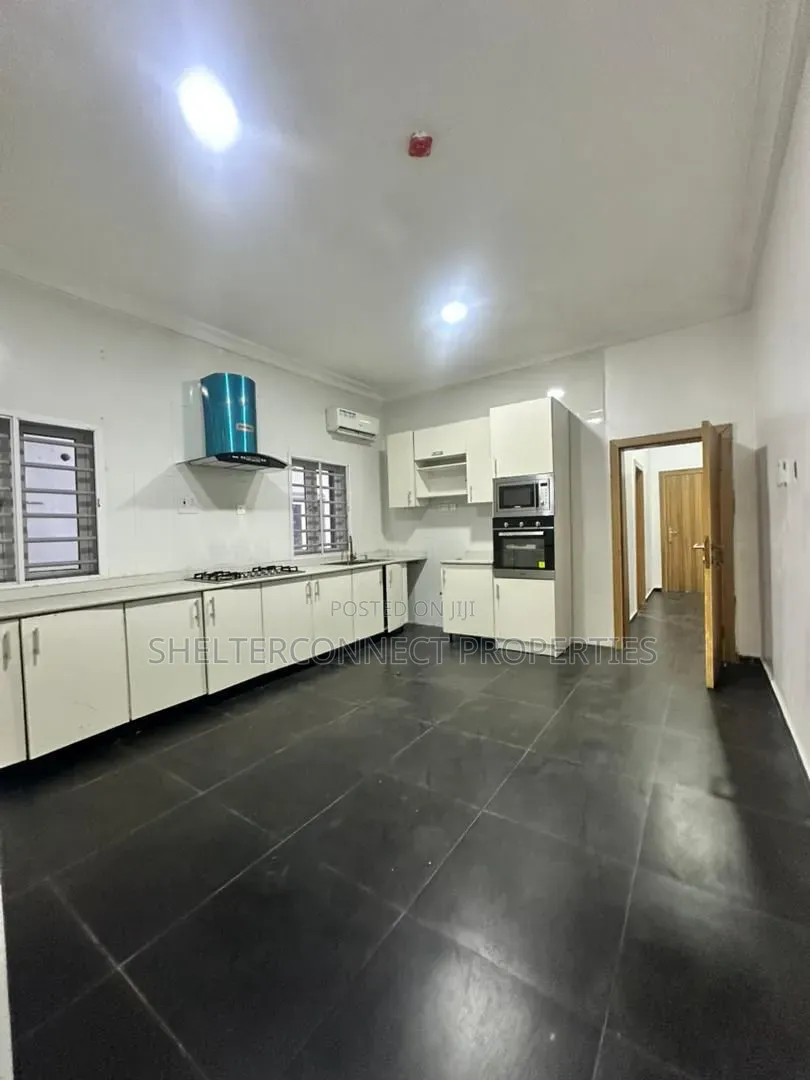 3bdrm Apartment in Ikoyi S.W for rent in Ikoyi S.W