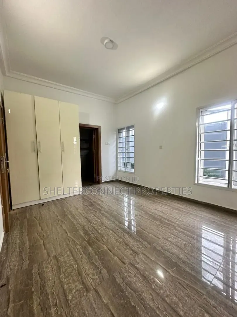 3bdrm Apartment in Ikoyi S.W for rent in Ikoyi S.W