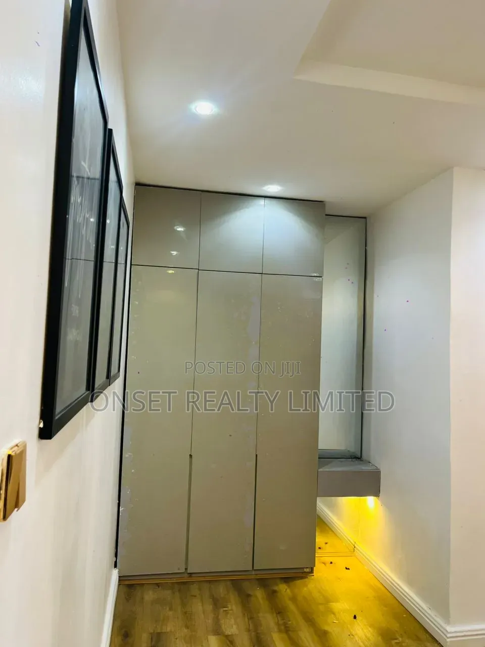 Furnished 3bdrm Apartment in Banana Island Road for sale in Banana Island