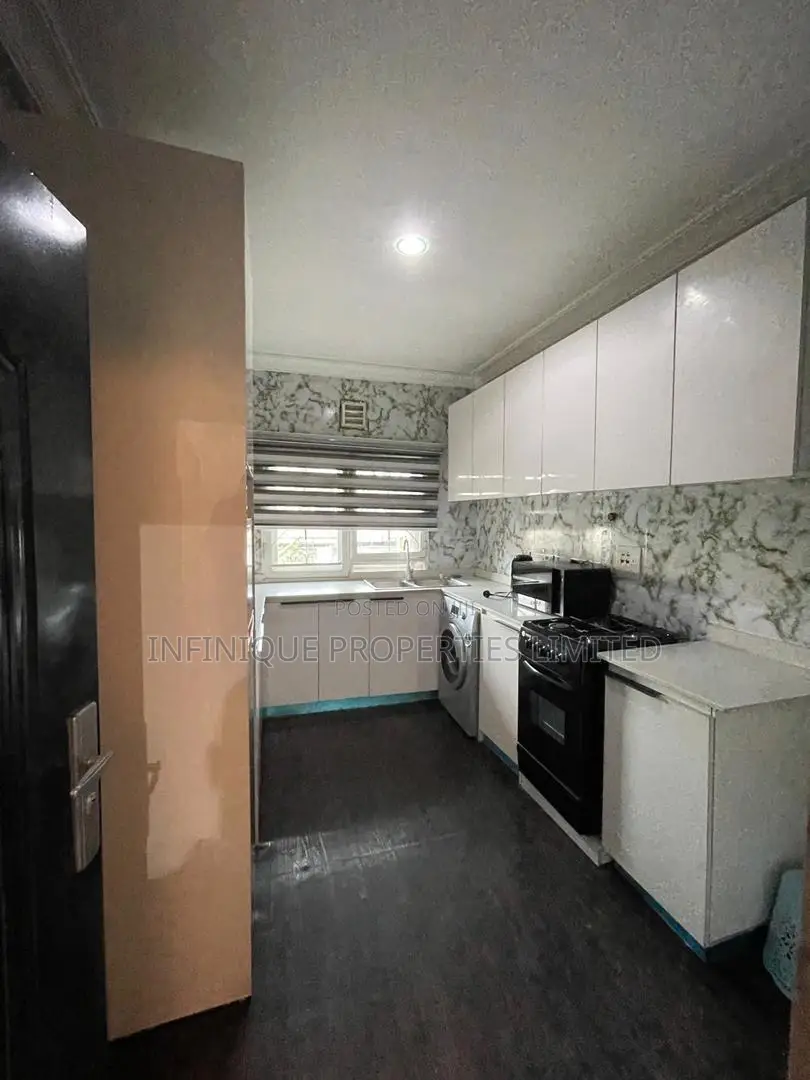 Furnished 3bdrm Apartment in Lekki Phase 1 for rent in Lekki Phase 1