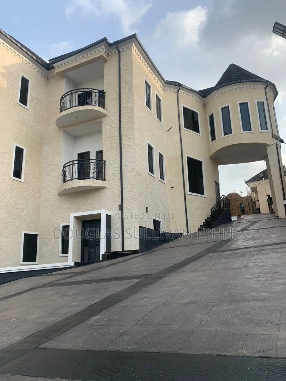 Furnished 7bdrm Mansion in Independence Layout, Enugu for sale in Enugu