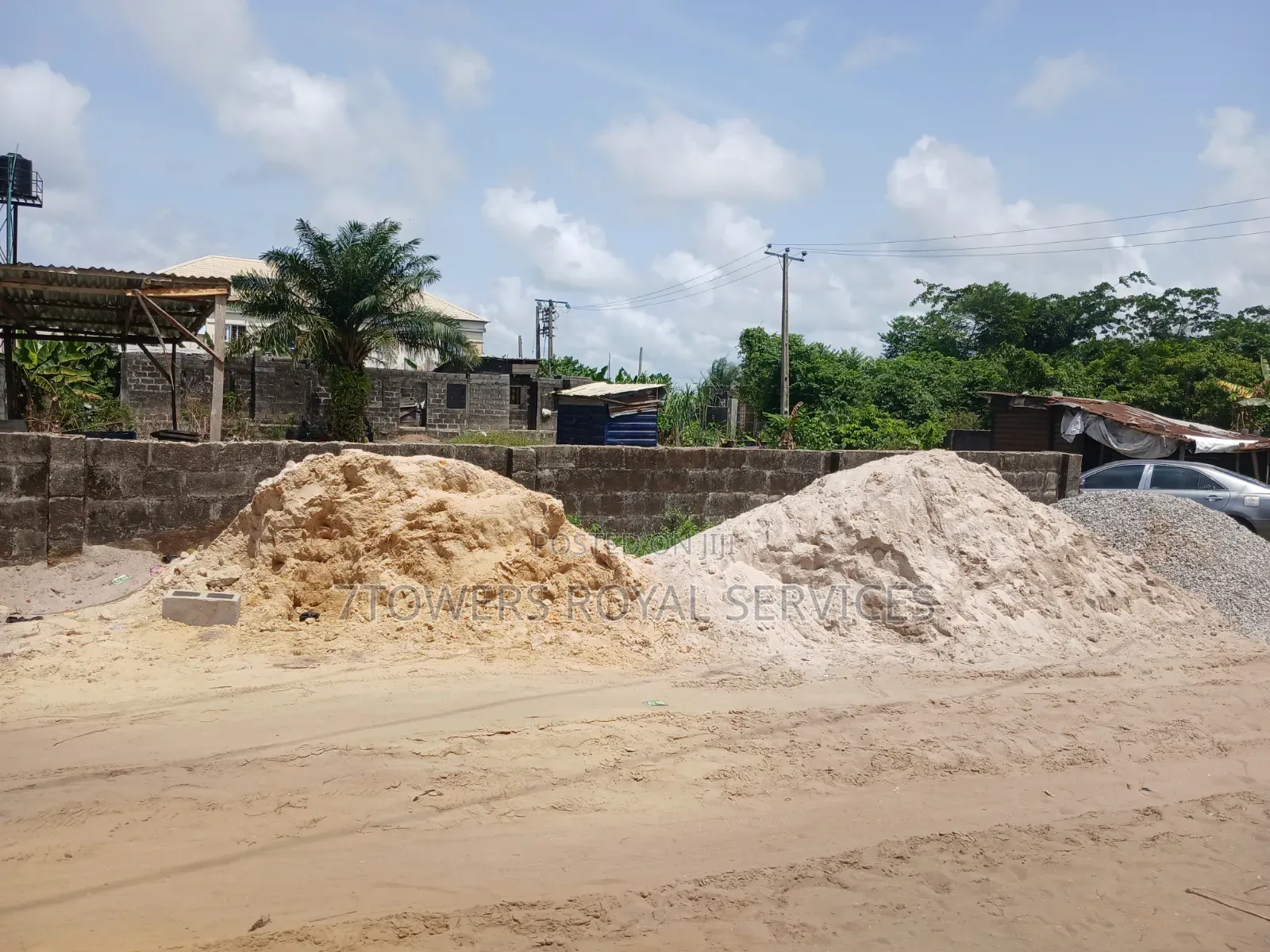 2 and Half Plots in Eleko