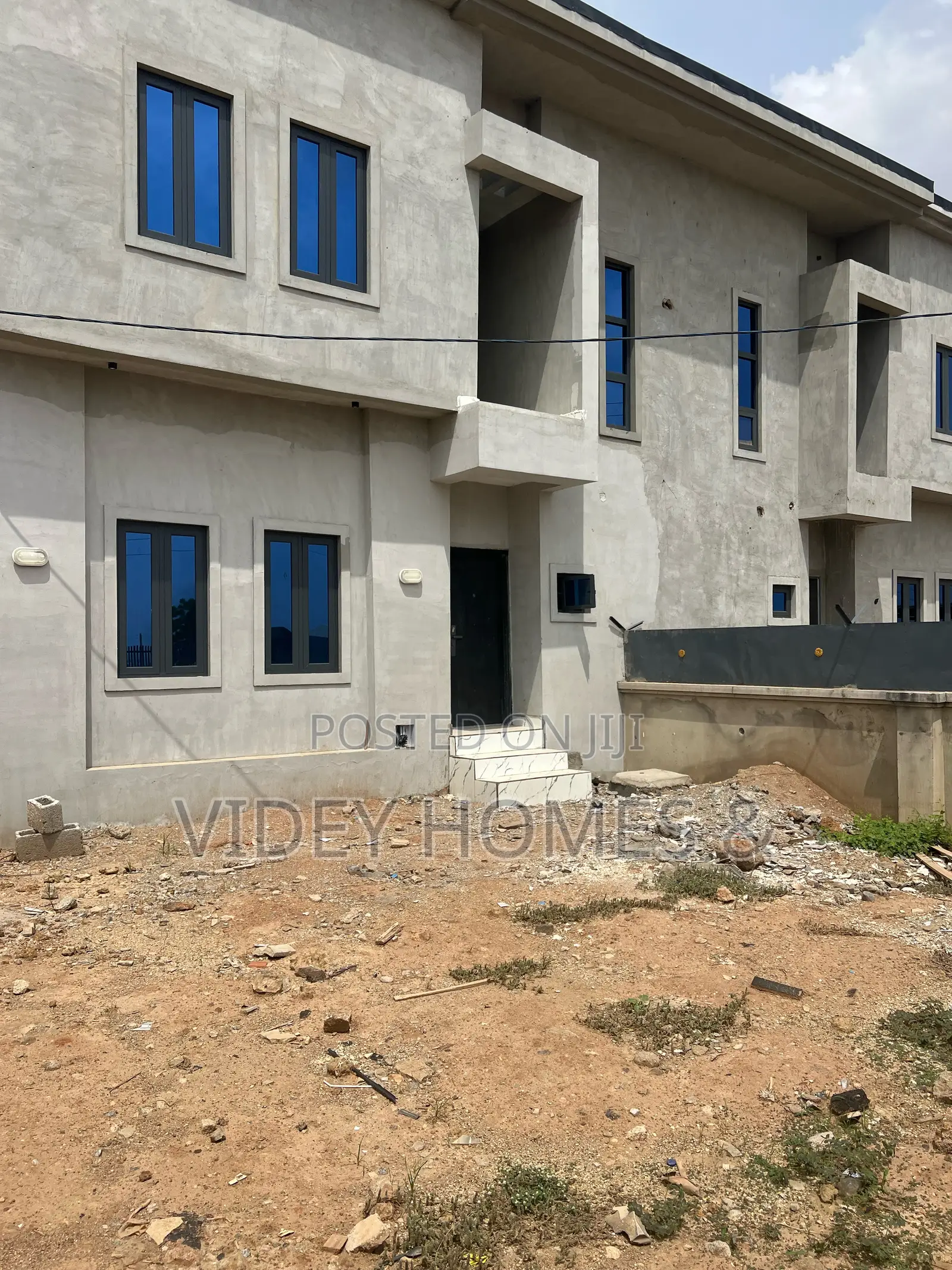 4bdrm Duplex in Medical Estate, Mararaba for rent in Mararaba