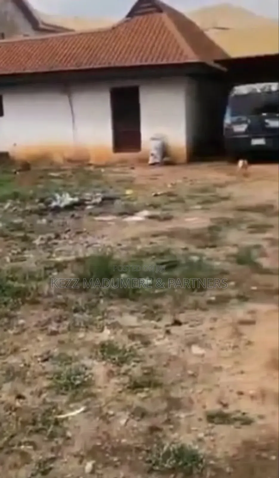 For Sale : Cofo 1000+ SQMTRS at GTB / Control Roundabout, Owerri. in Owerri