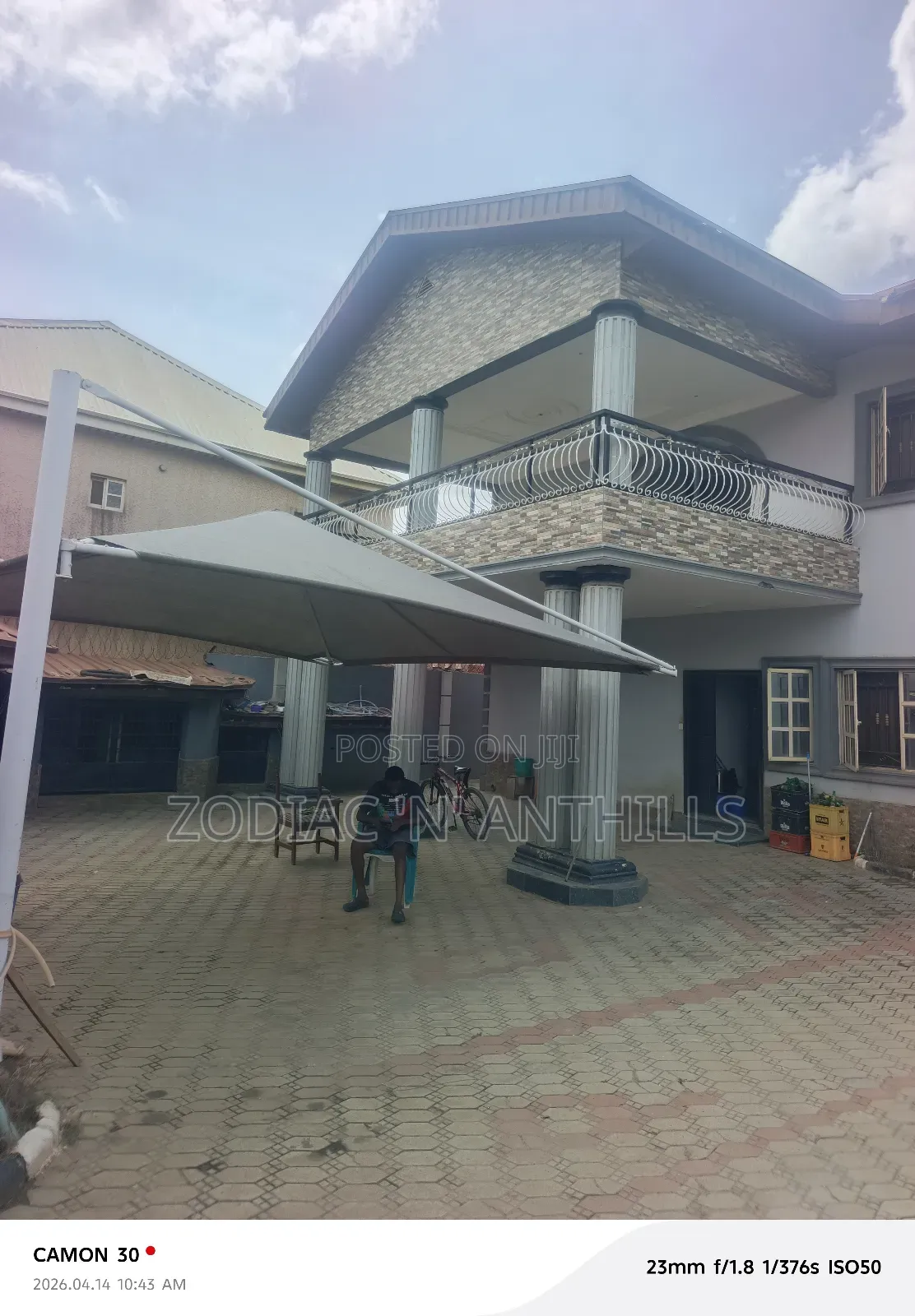 5bdrm Duplex in Shola Martins, New Oko Oba for sale in New Oko Oba