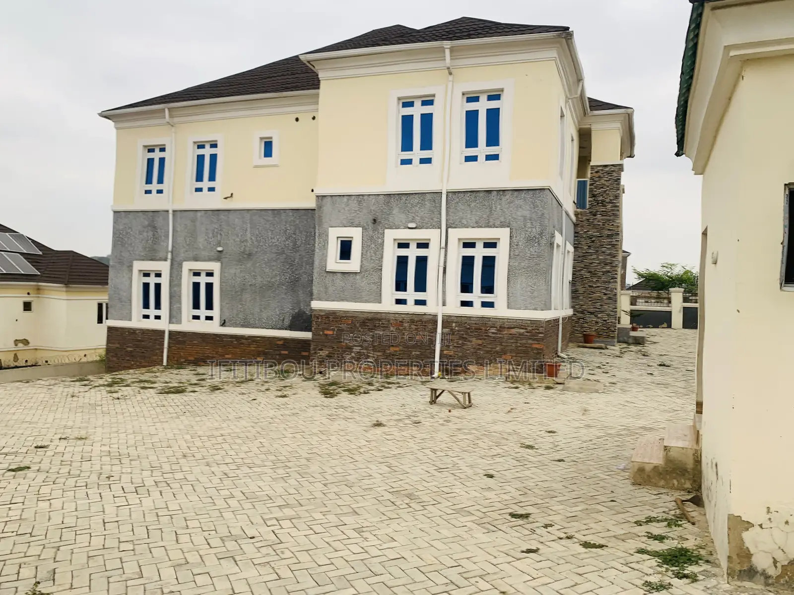 6bdrm Duplex in Naf Valley Estate, Asokoro for rent in Asokoro