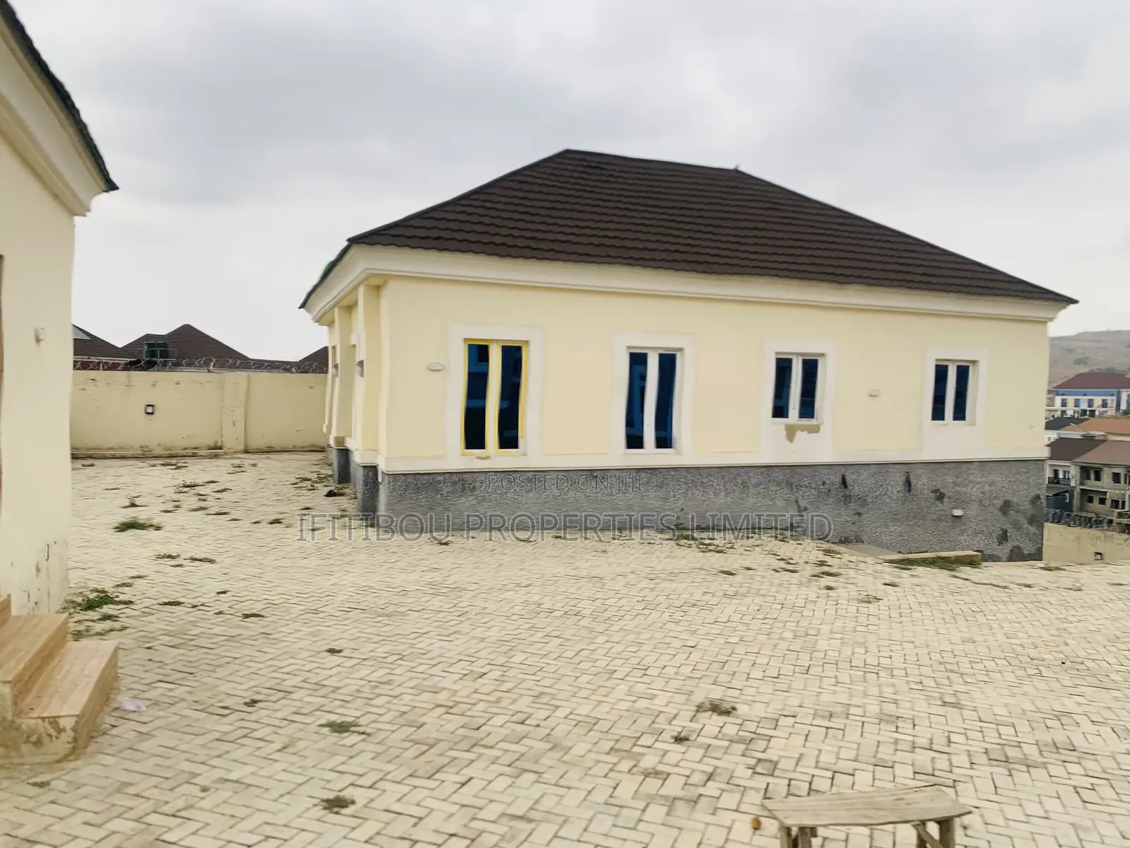 6bdrm Duplex in Naf Valley Estate, Asokoro for rent in Asokoro