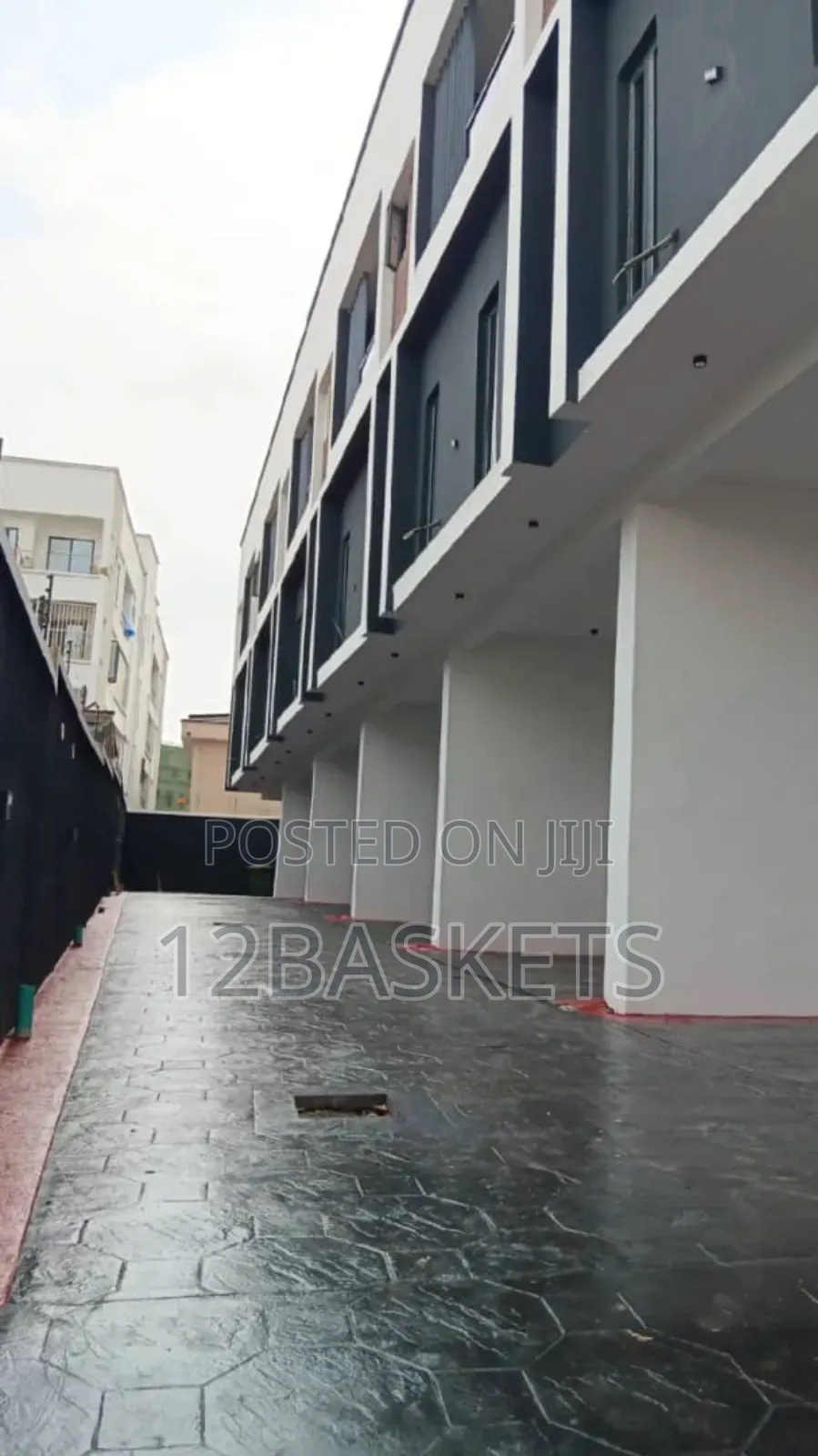 Furnished 4bdrm Duplex in Maryland for sale in Maryland