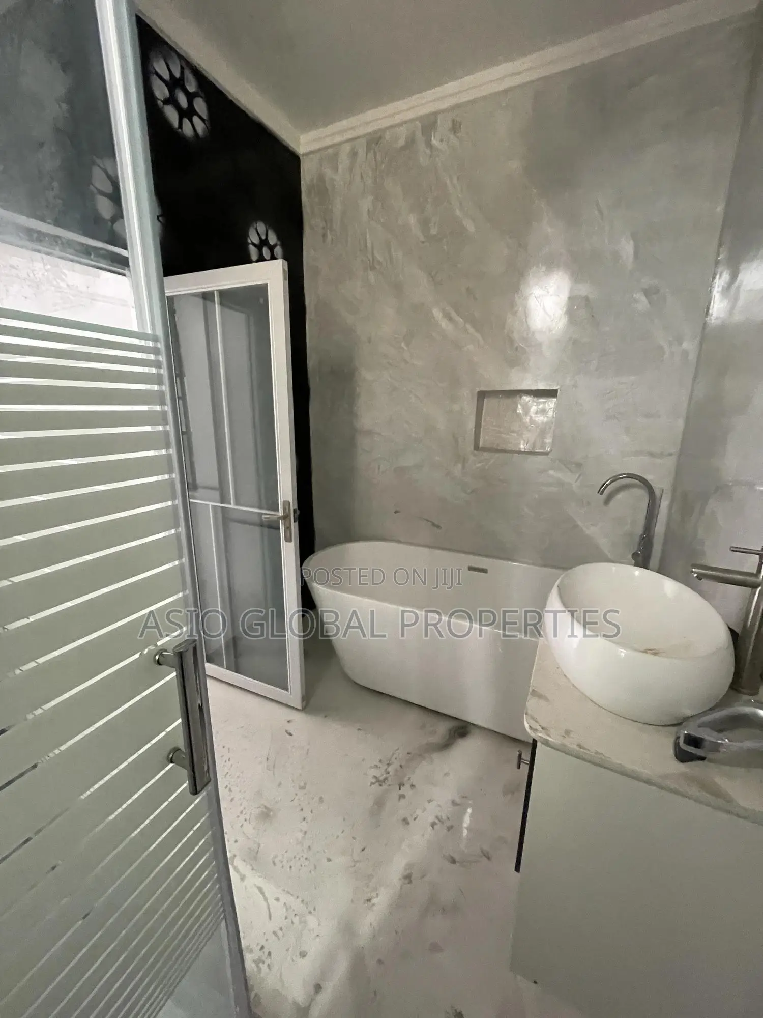 Furnished 3bdrm Duplex in Ajah for sale in Ajah