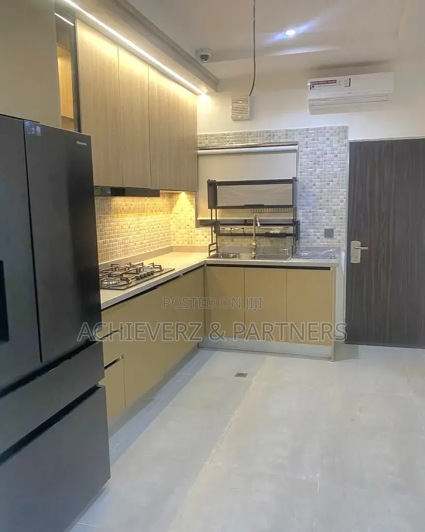 4bdrm Duplex in Life Camp for sale in Life Camp