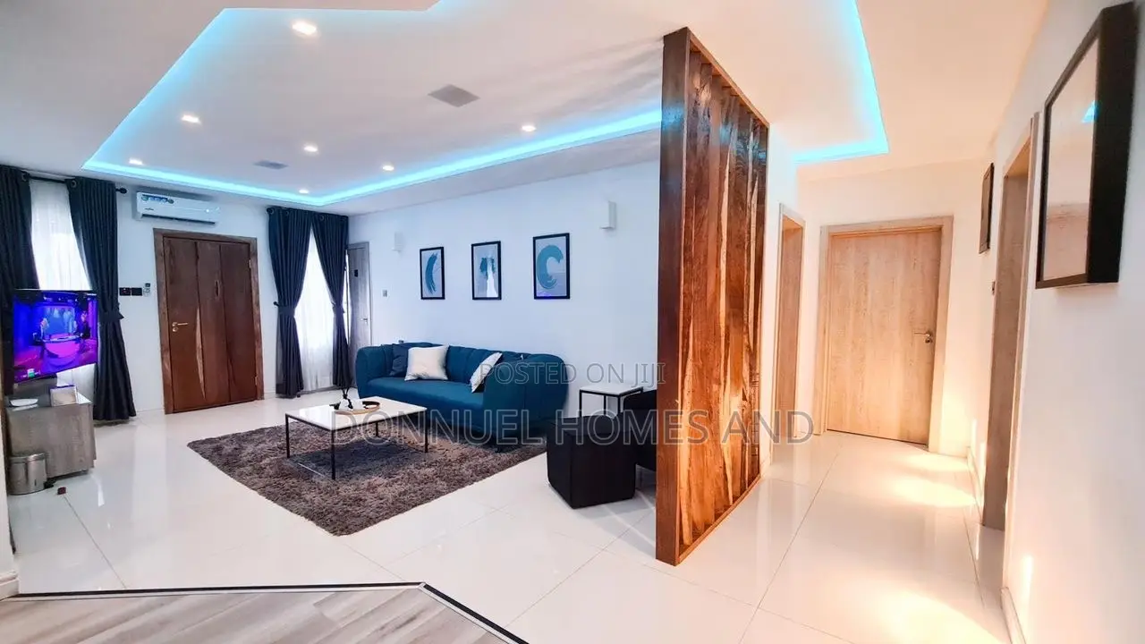 Furnished 3bdrm Apartment in Lekki Phase 1 for rent in Lekki Phase 1