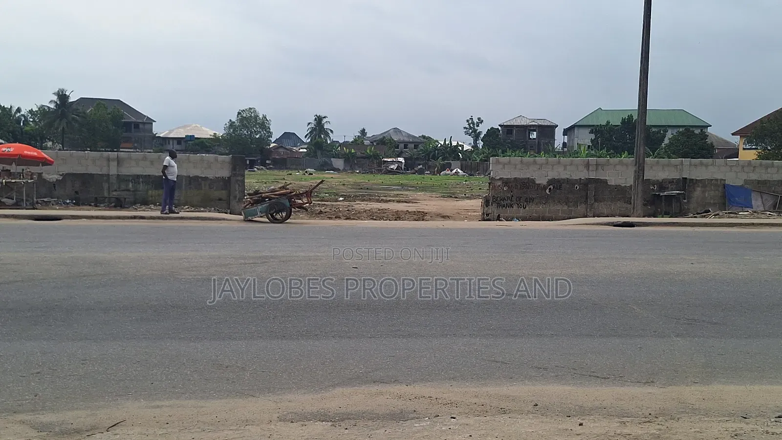 For Sale : 26 Plots Atali Express Road, Port Harcourt in Obio-Akpor