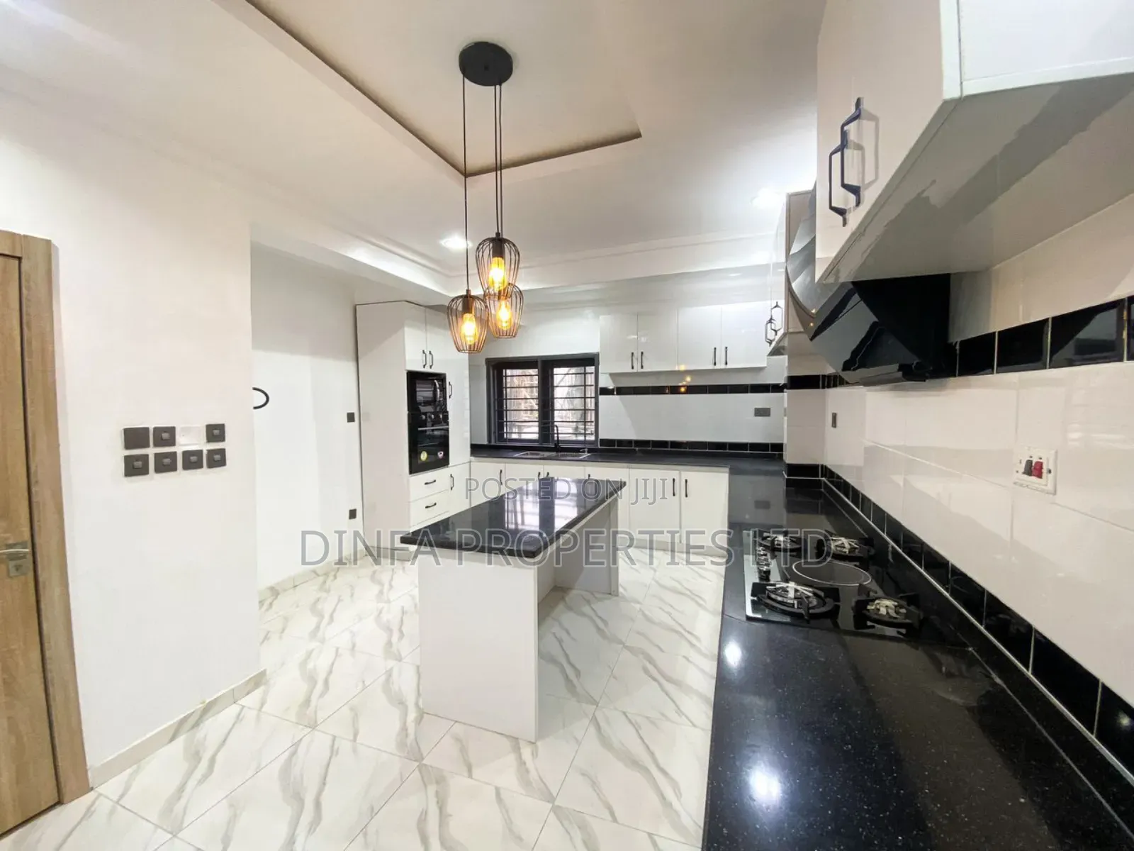 4bdrm Townhouse/Terrace in Ikate for sale in Ikate