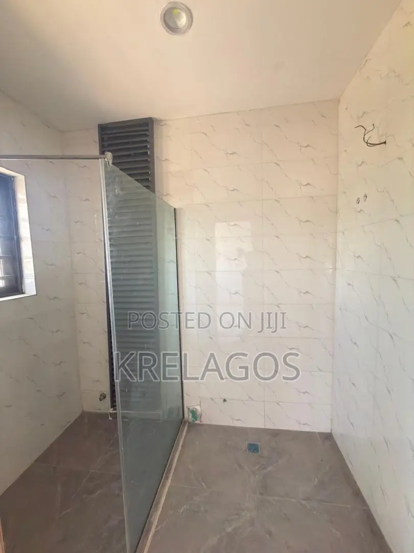 2bdrm Apartment in Abijo for sale in Abijo