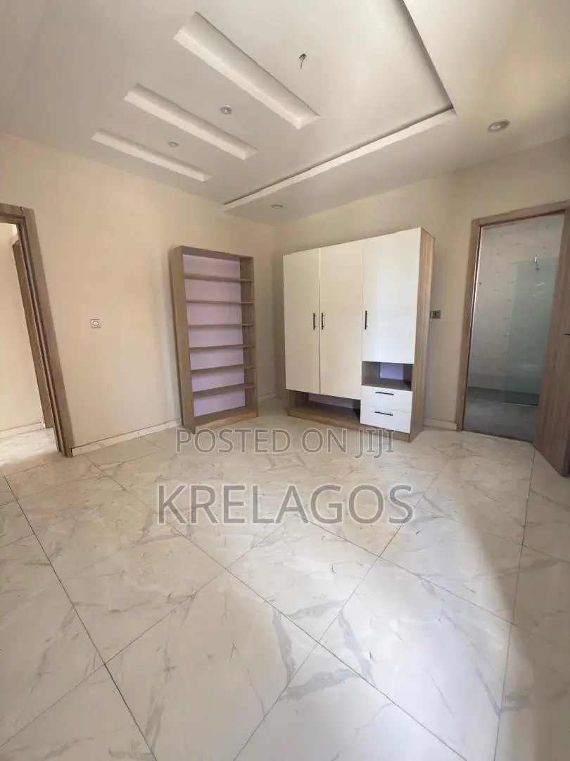 2bdrm Apartment in Abijo for sale in Abijo