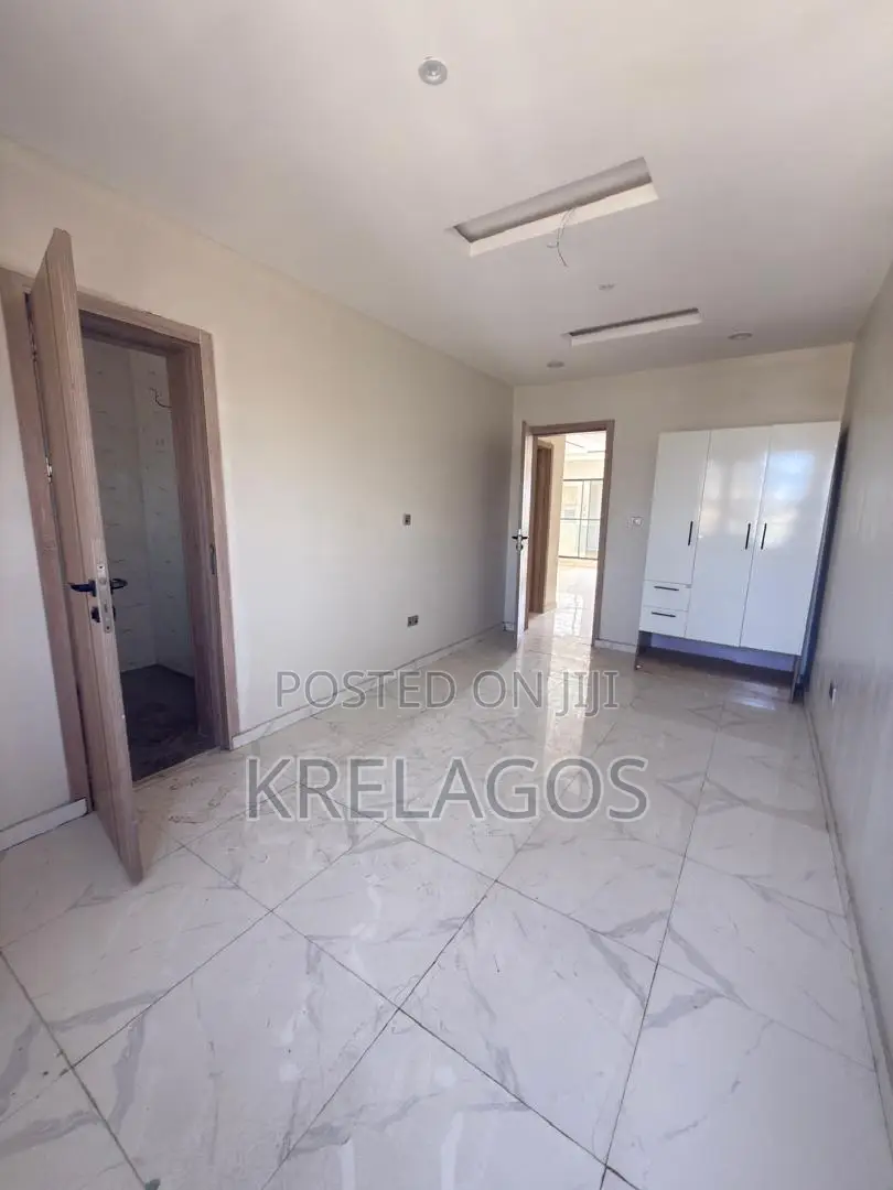 2bdrm Apartment in Abijo for sale in Abijo