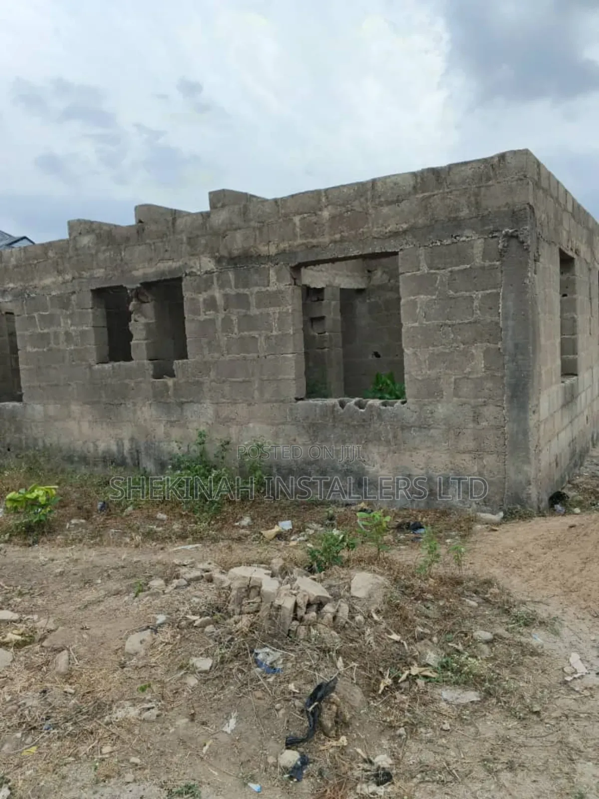 4bdrm Bungalow in Odeyare, Ona-Ara for sale in Ona-Ara
