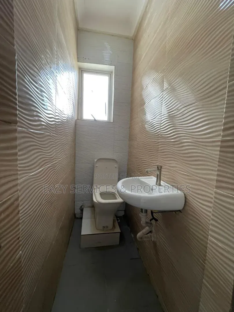 Mini Flat in Chevy View Estate, Chevron for rent in Chevron