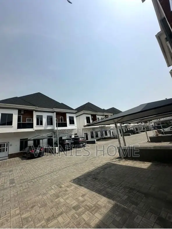 Studio Apartment in Royal Pine, Lekki Phase 2 for rent in Lekki Phase 2