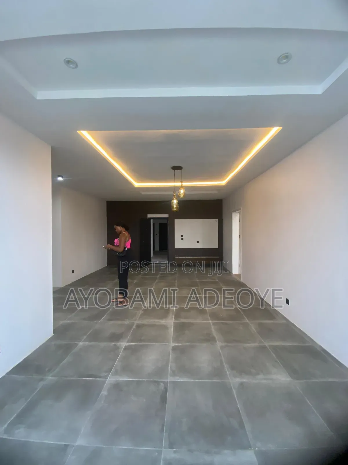 2bdrm Apartment in Oba Musa Estate, Agungi for rent in Agungi