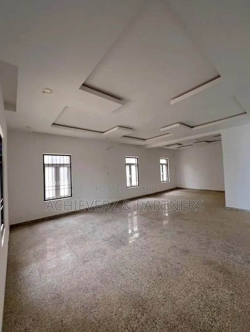 6bdrm Duplex in Guzape District for sale in Guzape District